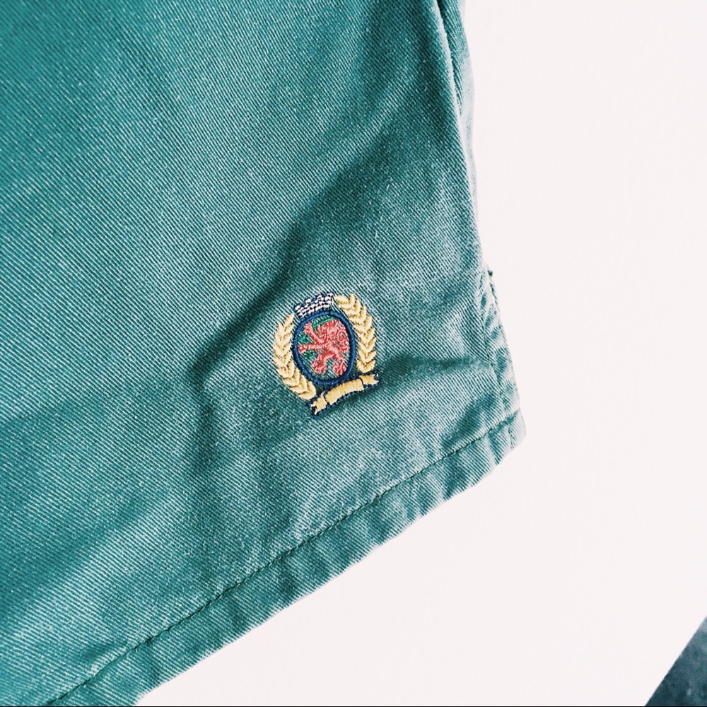🏔 [size: M] Vintage Tommy Hilfiger Green Shorts - Picture 3 of 6